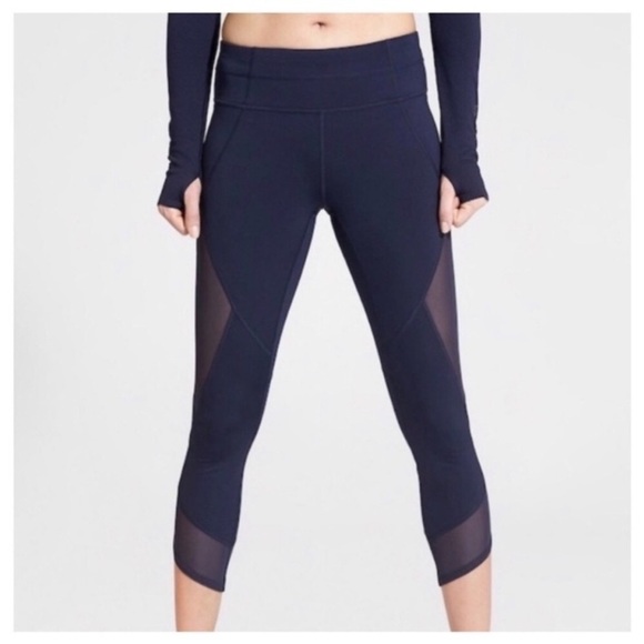 Athleta Navy Blue Mesh Sonar Capri Leggings size M - Picture 2 of 7